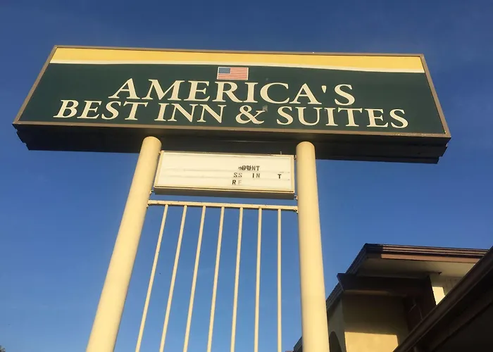 Americas & 2* Urbana